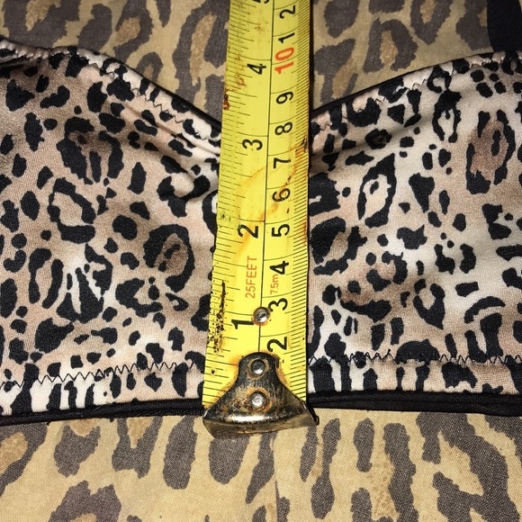 Victoria Secret large  Leopard print black reversible bra - Picture 6 of 9